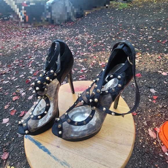 ABS Allen Schwartz Spike heels - Picture 1 of 8